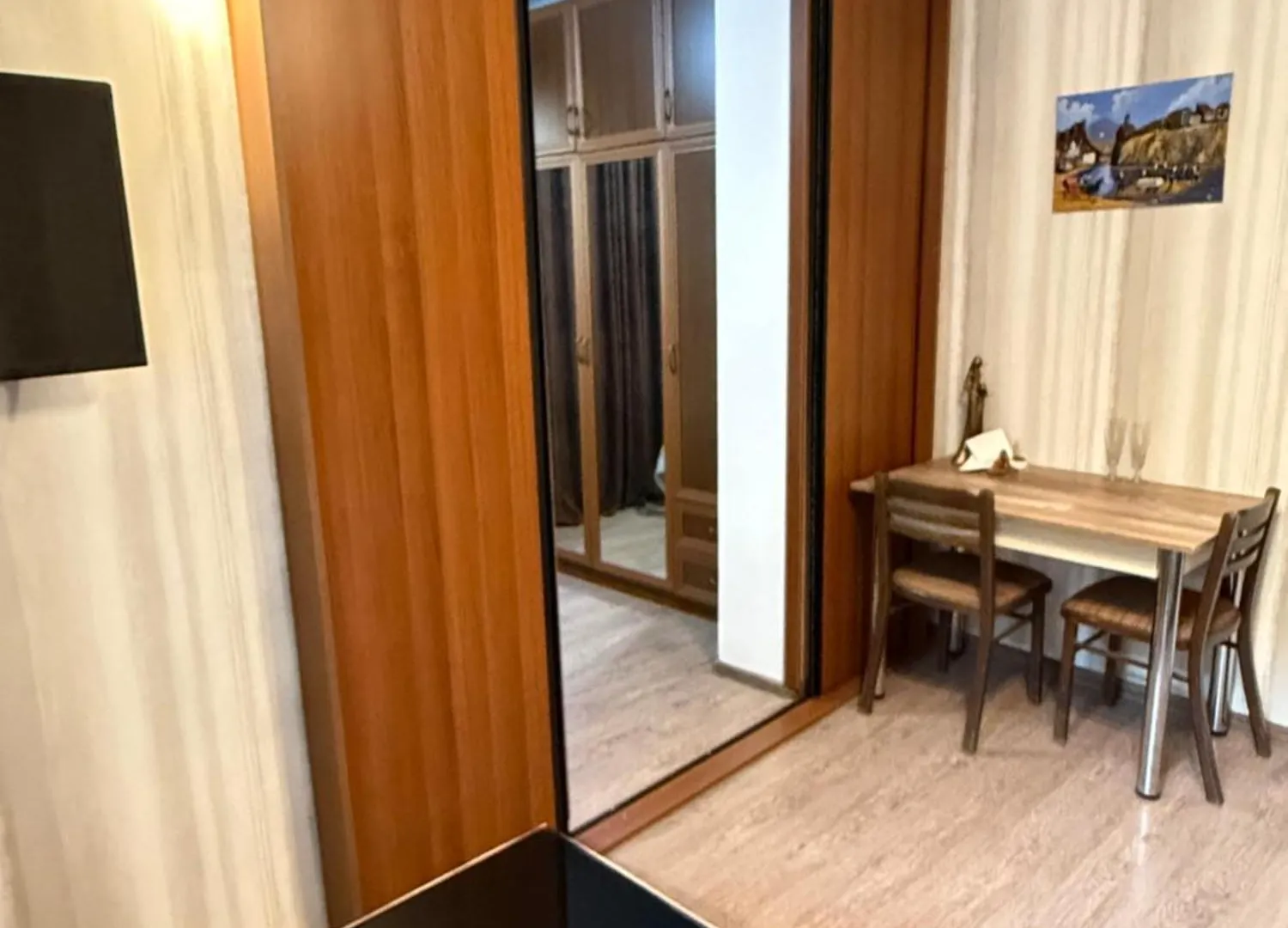 アパート Hotel 3 ティビリシ